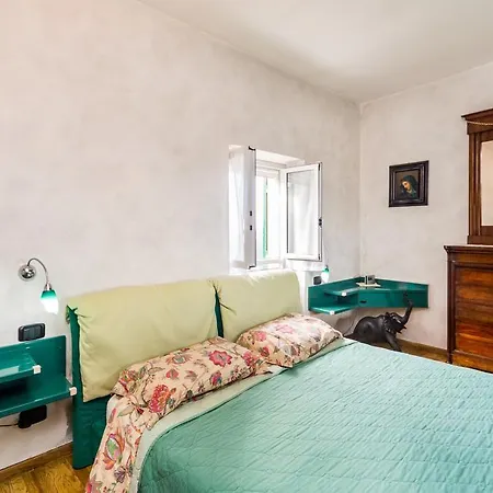 Apartamento Fegina 5 Bedrooms Monterosso al Mare