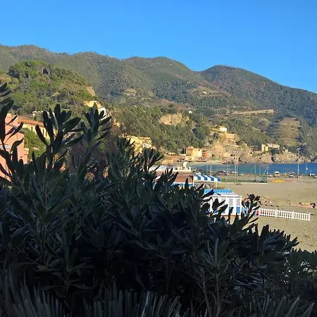 Fegina 5 Bedrooms Apartamento