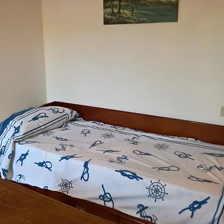 Fegina 5 Bedrooms Apartamento *