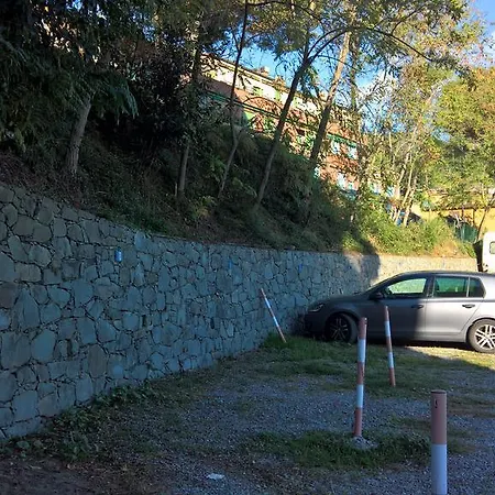 Fegina 5 Bedrooms Apartamento