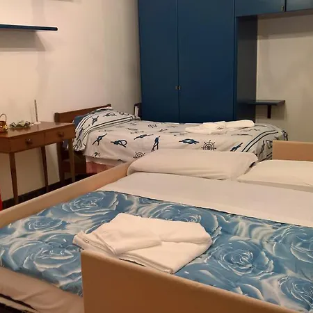 Fegina 5 Bedrooms *