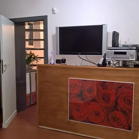 Fegina 5 Bedrooms * 蒙特罗索阿尔马雷