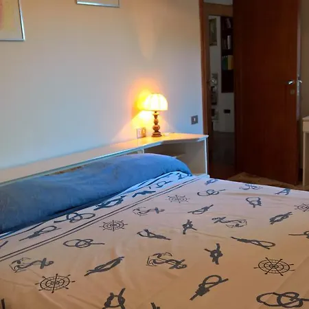 Fegina 5 Bedrooms *