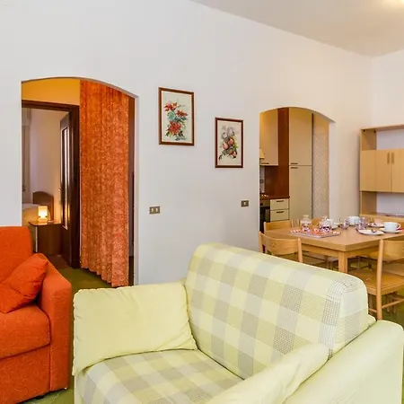 Appartamento Fegina 5 Bedrooms *